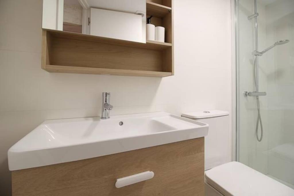Vivienda En El Centro De Santander Apartment ภายนอก รูปภาพ